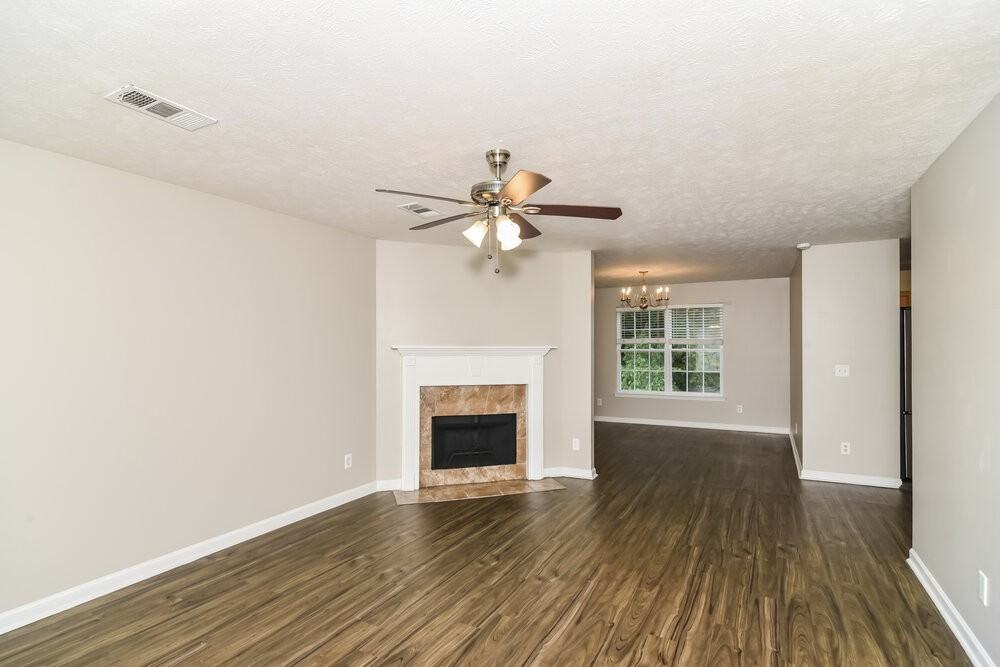 1109 Modesto Ct - Photo 4 of 17