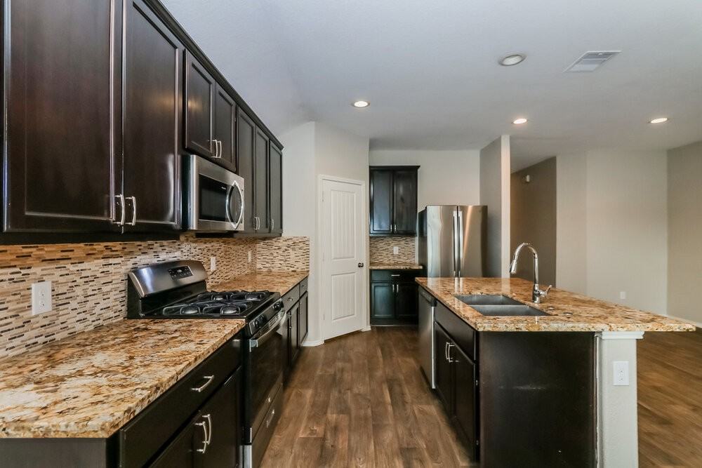 8102 Rose Petals Ln - Photo 7 of 15