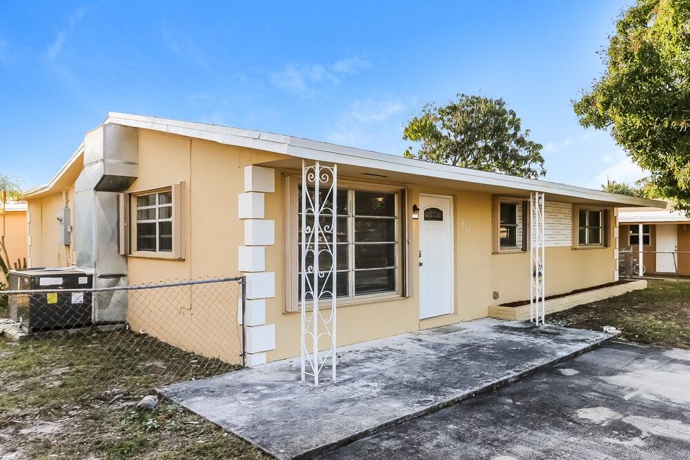 610 Nwavenue - Photo 4 of 17