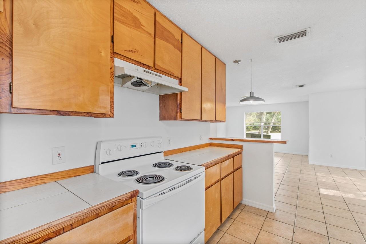 202 F St #C - Photo 7 of 20