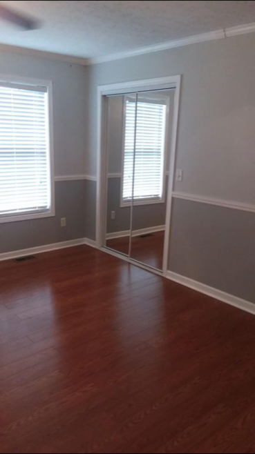 427 Fairgrounds Rd #1 - Photo 4 of 18