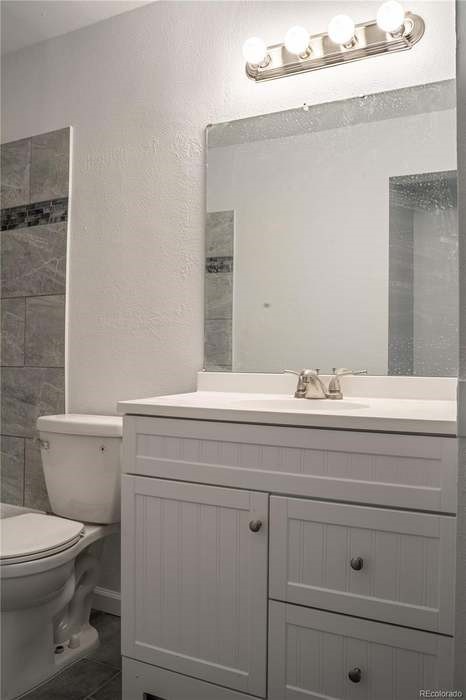 313 W Lehow Ave #13 - Photo 7 of 18
