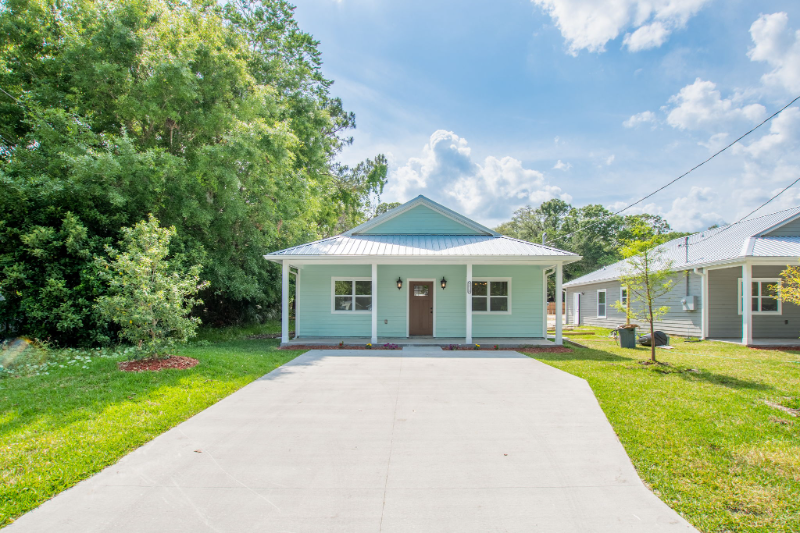 2770 Schaller Rd - Photo 2 of 20