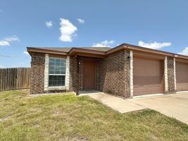 featured image of 901 Lasso Dr