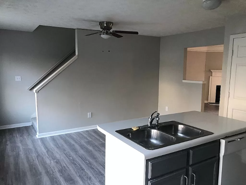 992 Vintage Pointe Dr - Photo 3 of 22