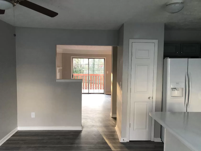 992 Vintage Pointe Dr - Photo 4 of 22