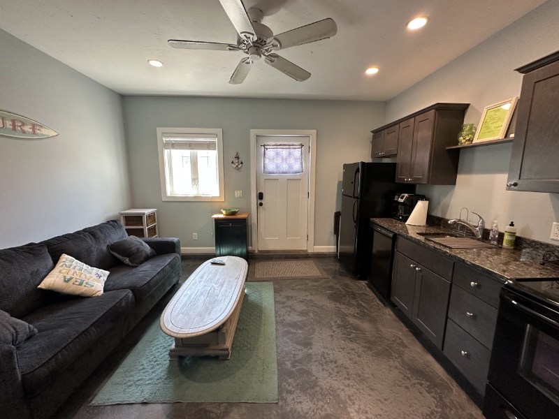 25 K St #REAR - Photo 2 of 8