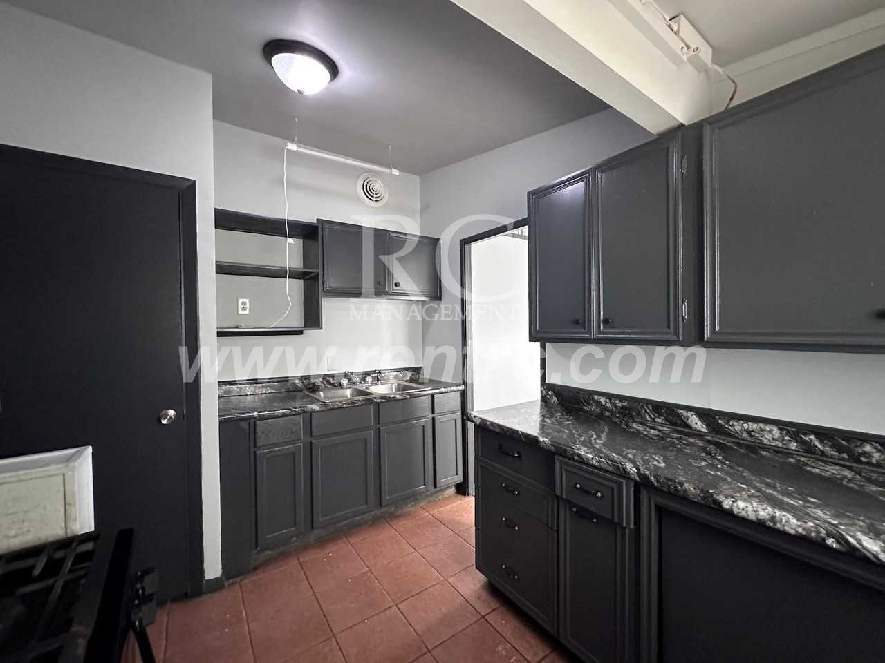 411 N Beard St #N - Photo 3 of 16