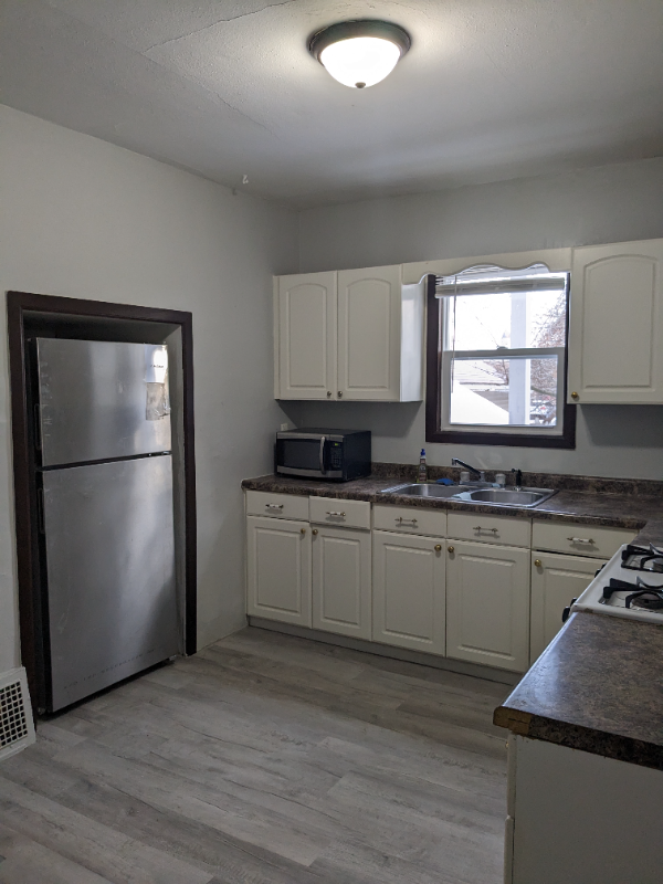 6013 12th Ave #1stFL - Photo 3 of 15