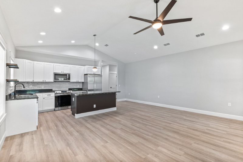 631 Oakland Ave - Photo 7 of 29