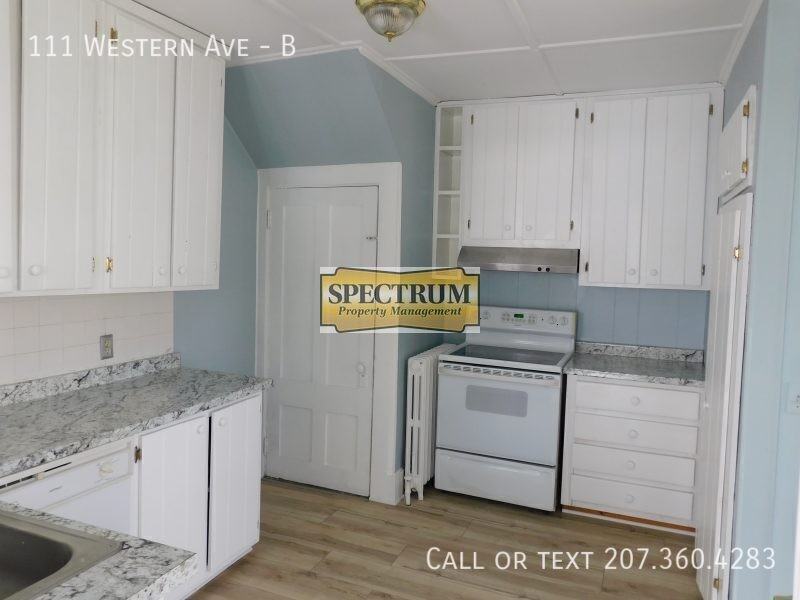 111 Western Ave #B - Photo 3 of 12