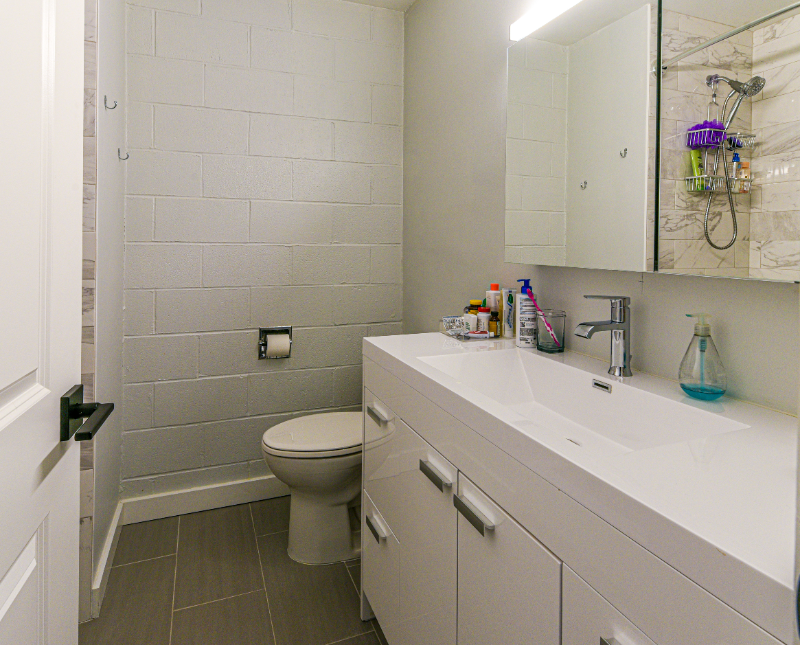 914 Chestnut St - Photo 4 of 15