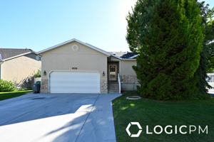 featured image of 4616 S Zenia Meadows Ct #1
