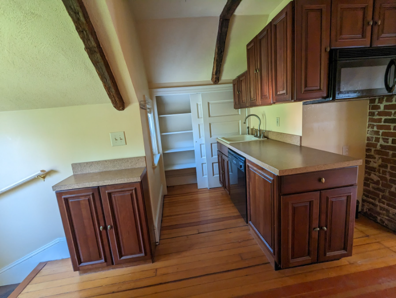 117 Elmgrove Ave #3 - Photo 7 of 10