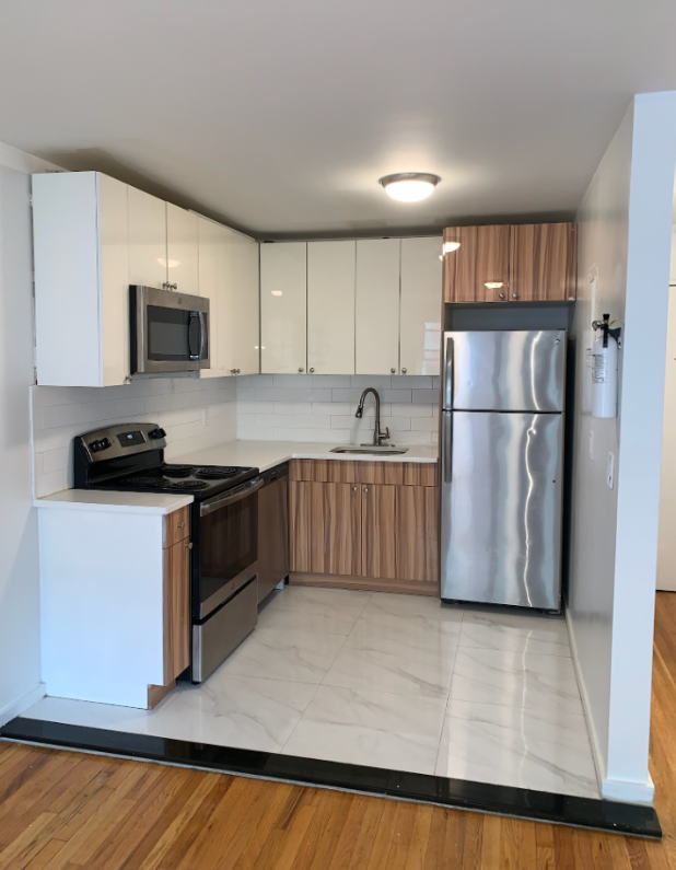 590 Bergen Ave #B - Photo 3 of 7