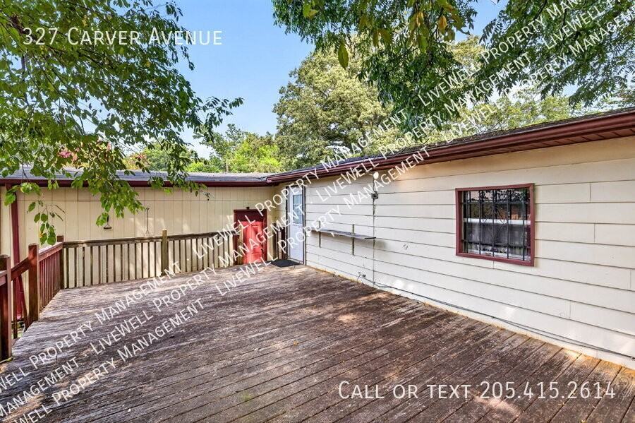 327 Carver Ave - Photo 6 of 30