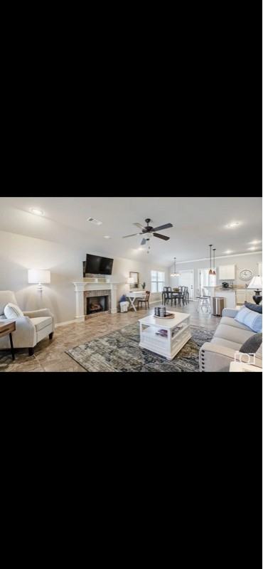 2670 N Barcelona Ave - Photo 4 of 11