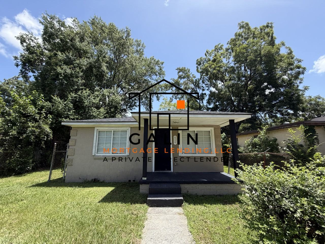 808 Carroll St