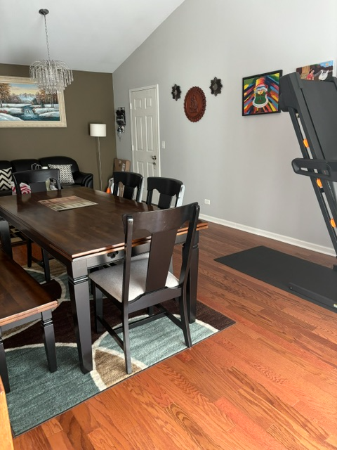493 Le Parc Cir - Photo 4 of 14