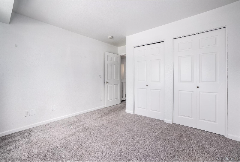 6320 W Byers Pl - Photo 4 of 15