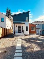 featured image of 3411 Ne 7th St