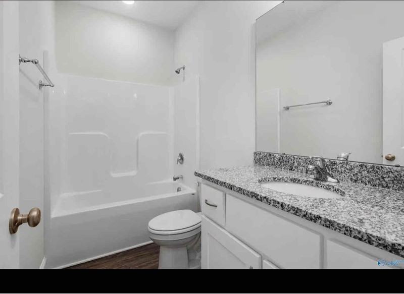 27244 Mckenna Dr - Photo 3 of 8