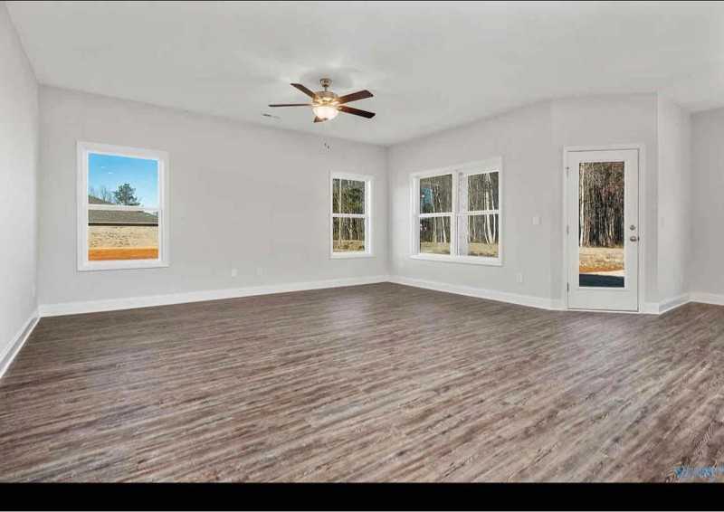 27244 Mckenna Dr - Photo 7 of 8
