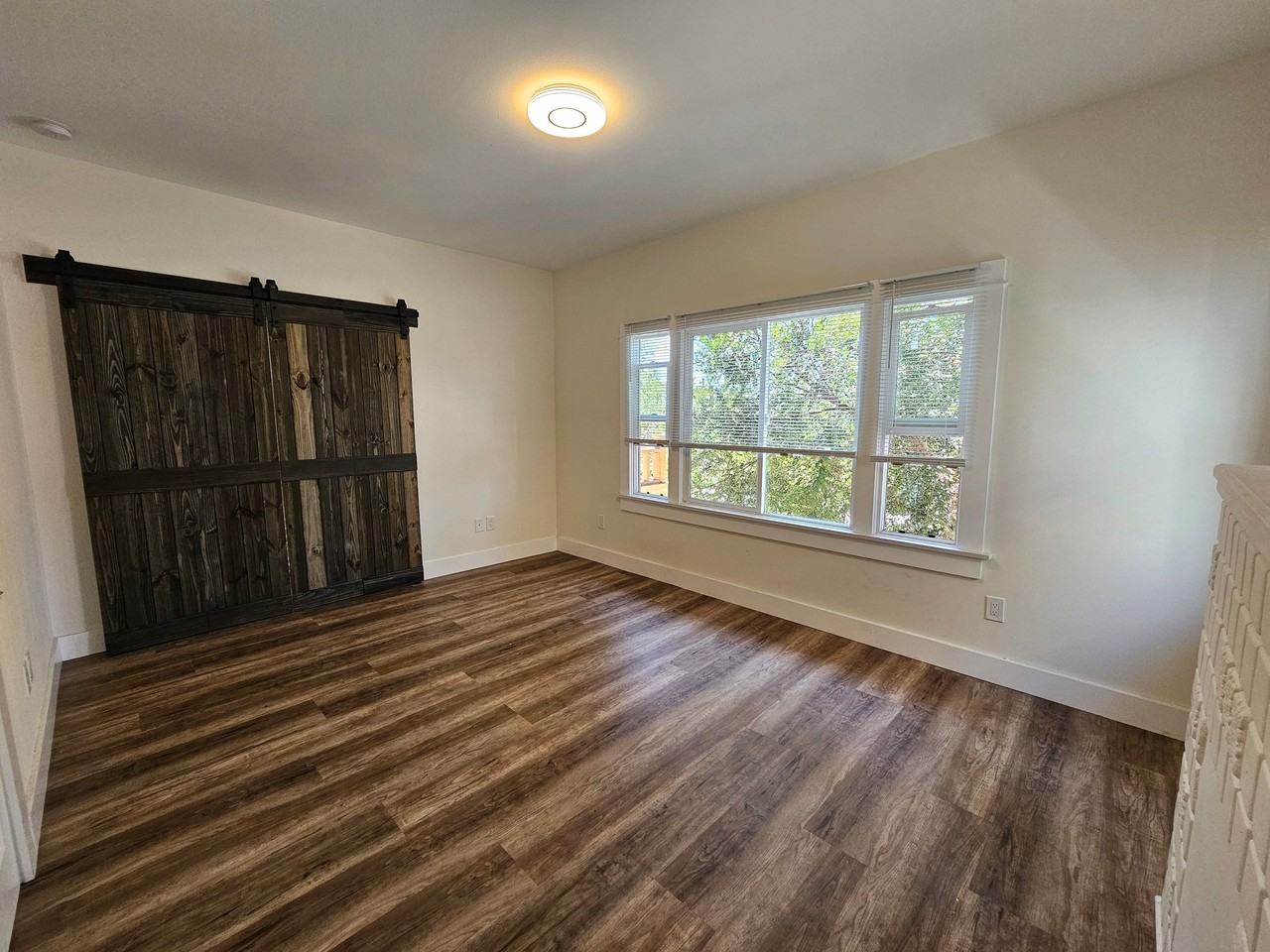 740 Lime Ave #C - Photo 2 of 7