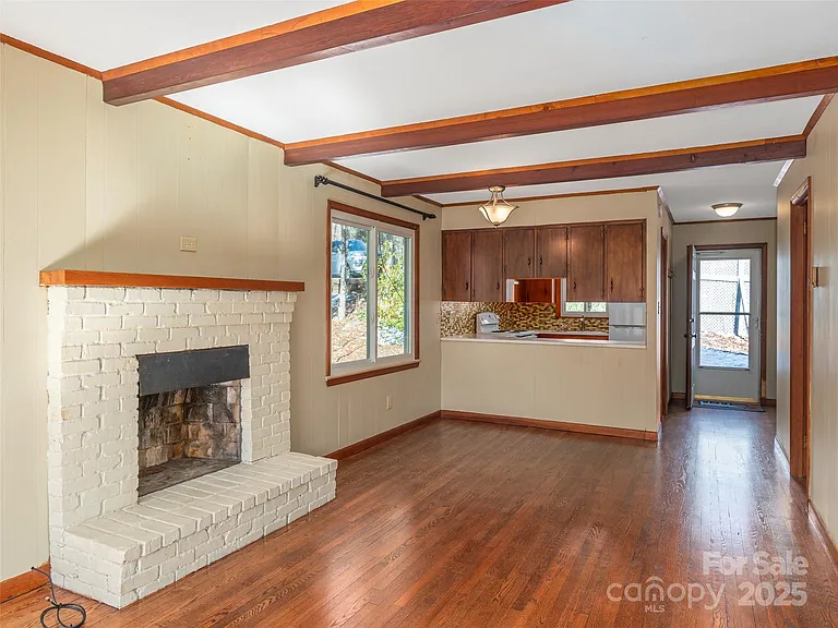 181 Kilgore Rd #A - Photo 4 of 9