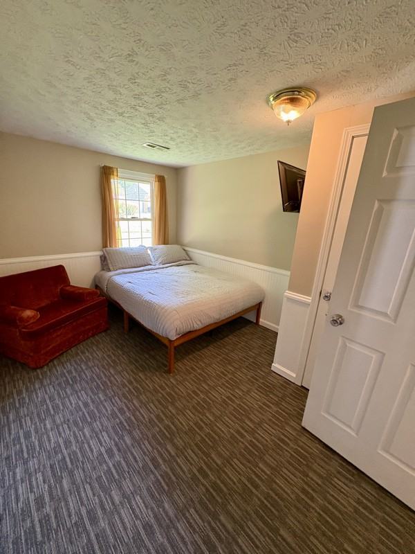 7240 N Temple Ave - Photo 5 of 36