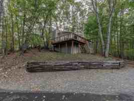 featured image of 147 Cub Ln