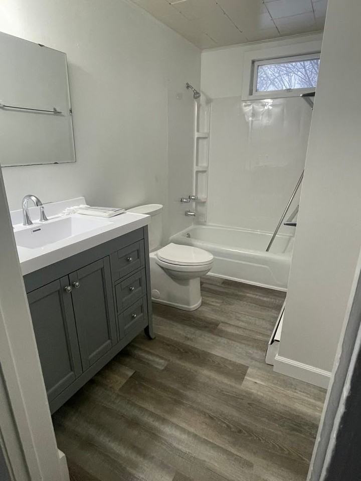 413 W Michigan Ave #1 - Photo 5 of 6