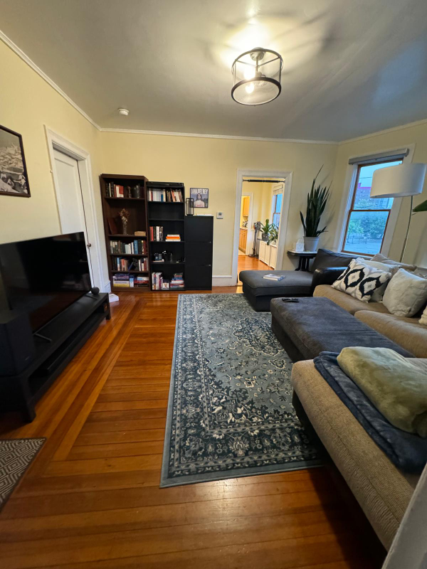 319 Friendship St #2 - Photo 5 of 8