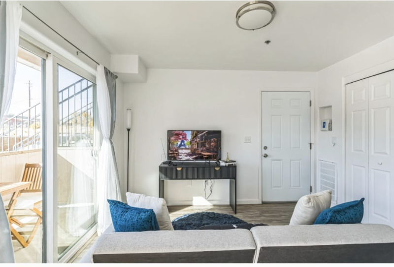 10 Gentry Way #104 - Photo 2 of 15