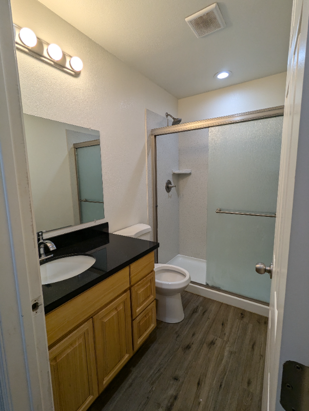 129 6th St - Photo 2 of 4