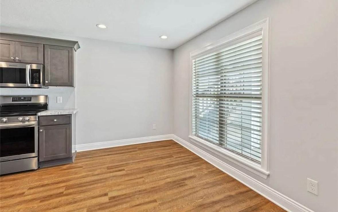 44 Magnolia Rd #A - Photo 4 of 12