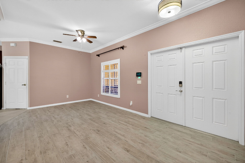 8250 Silver Birch Way - Photo 2 of 20
