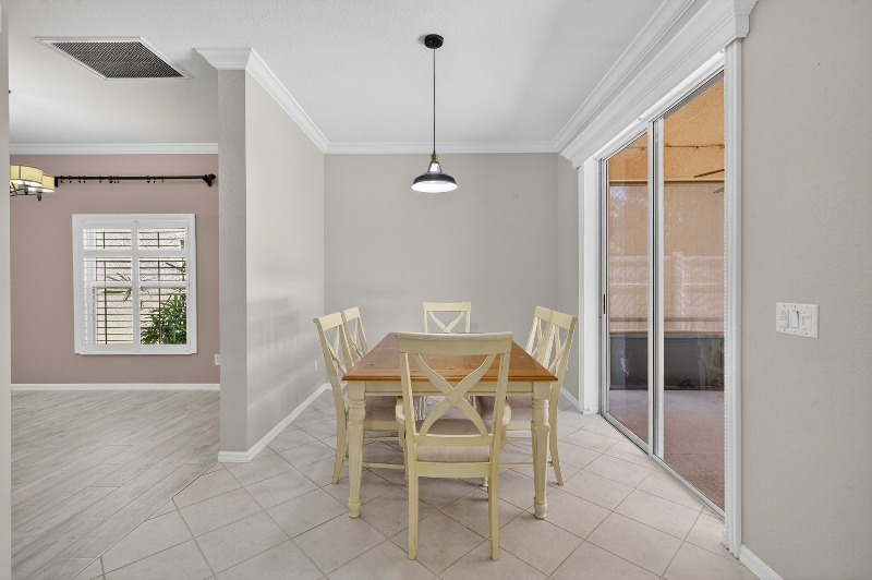 8250 Silver Birch Way - Photo 5 of 20