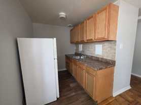 5055 MEADE ST NE - Photo 1 of 1