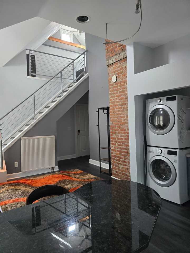 61 Dale St N #3 - Photo 2 of 16