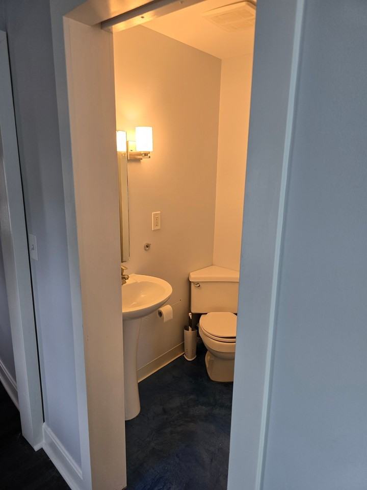 61 Dale St N #3 - Photo 5 of 16