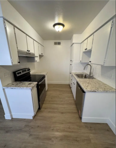 1550 W Ashlan Ave #134 - Photo 2 of 13