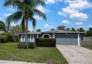 9945 Woodridge Ct - Photo 1 of 1