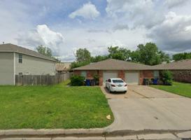 featured image of 2409 W 91st St