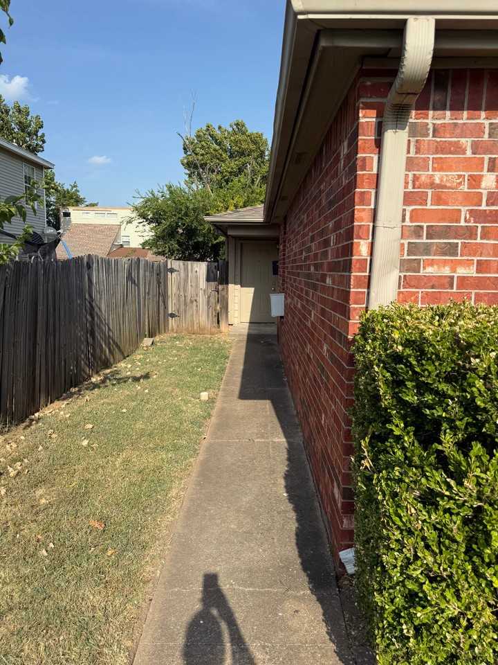 2409 W 91st St - Photo 2 of 21