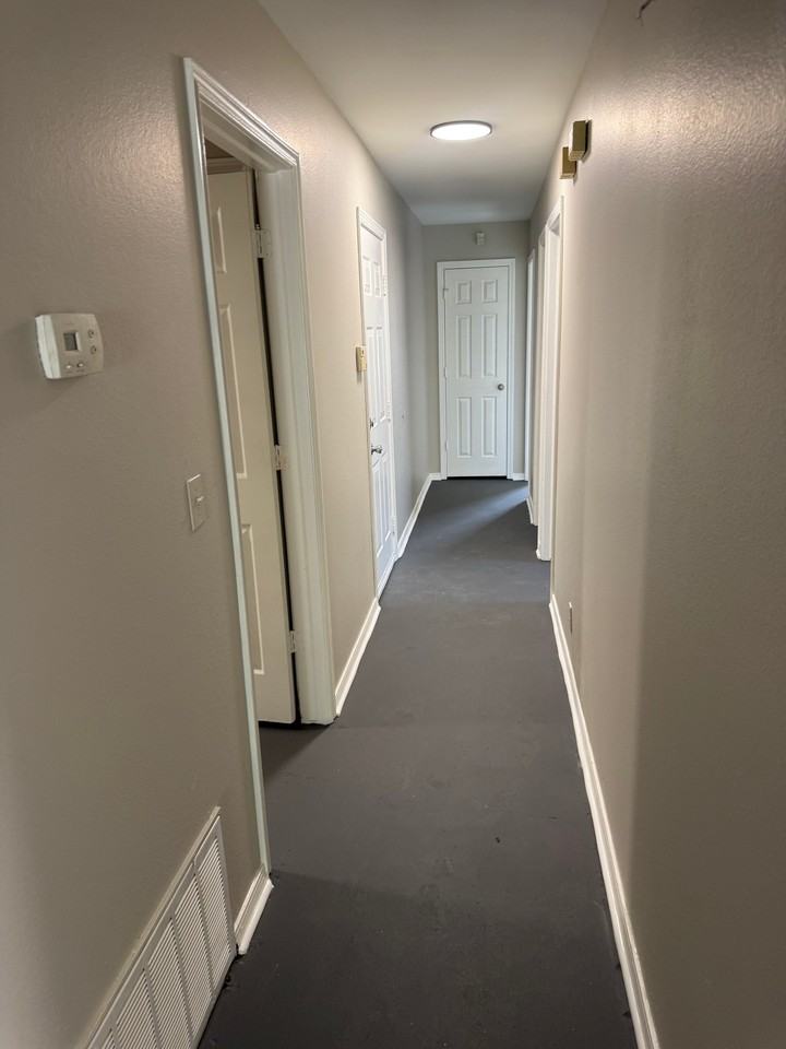 2409 W 91st St - Photo 5 of 21