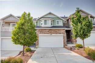 4299 N Cresthaven Ln - Photo 1 of 1