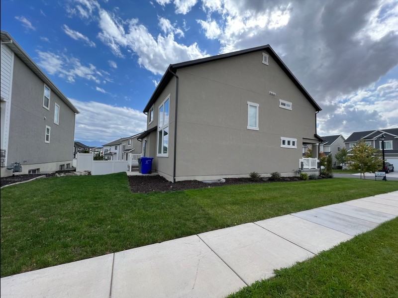 1758 W Stone Gate Dr - Photo 3 of 22