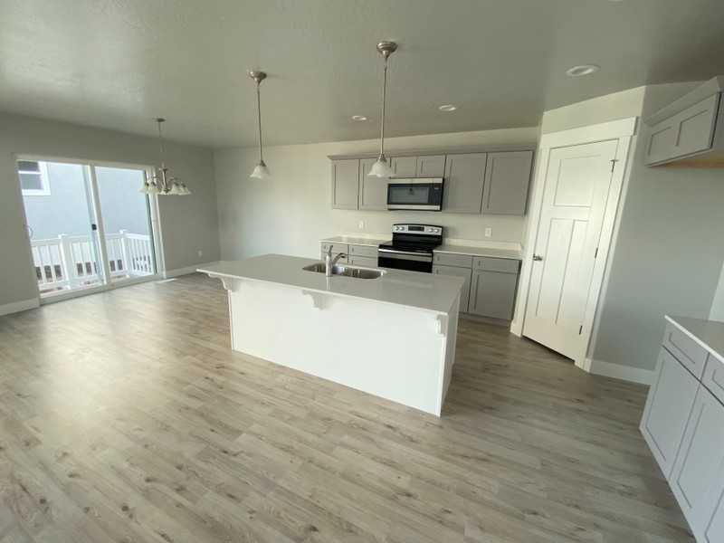 1758 W Stone Gate Dr - Photo 6 of 22