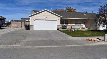 featured image of 621 Hunter Way